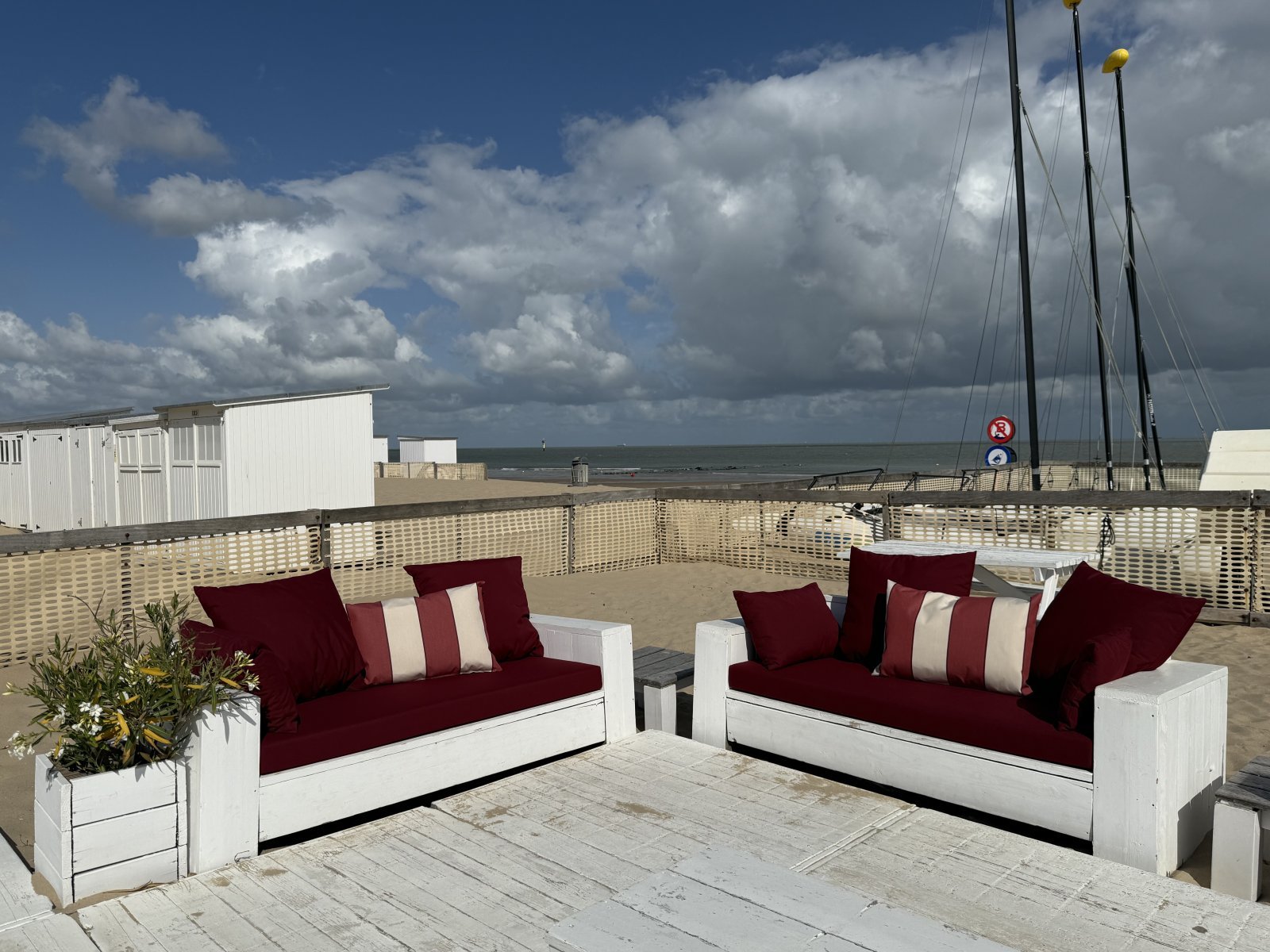 River Woods Beach Club